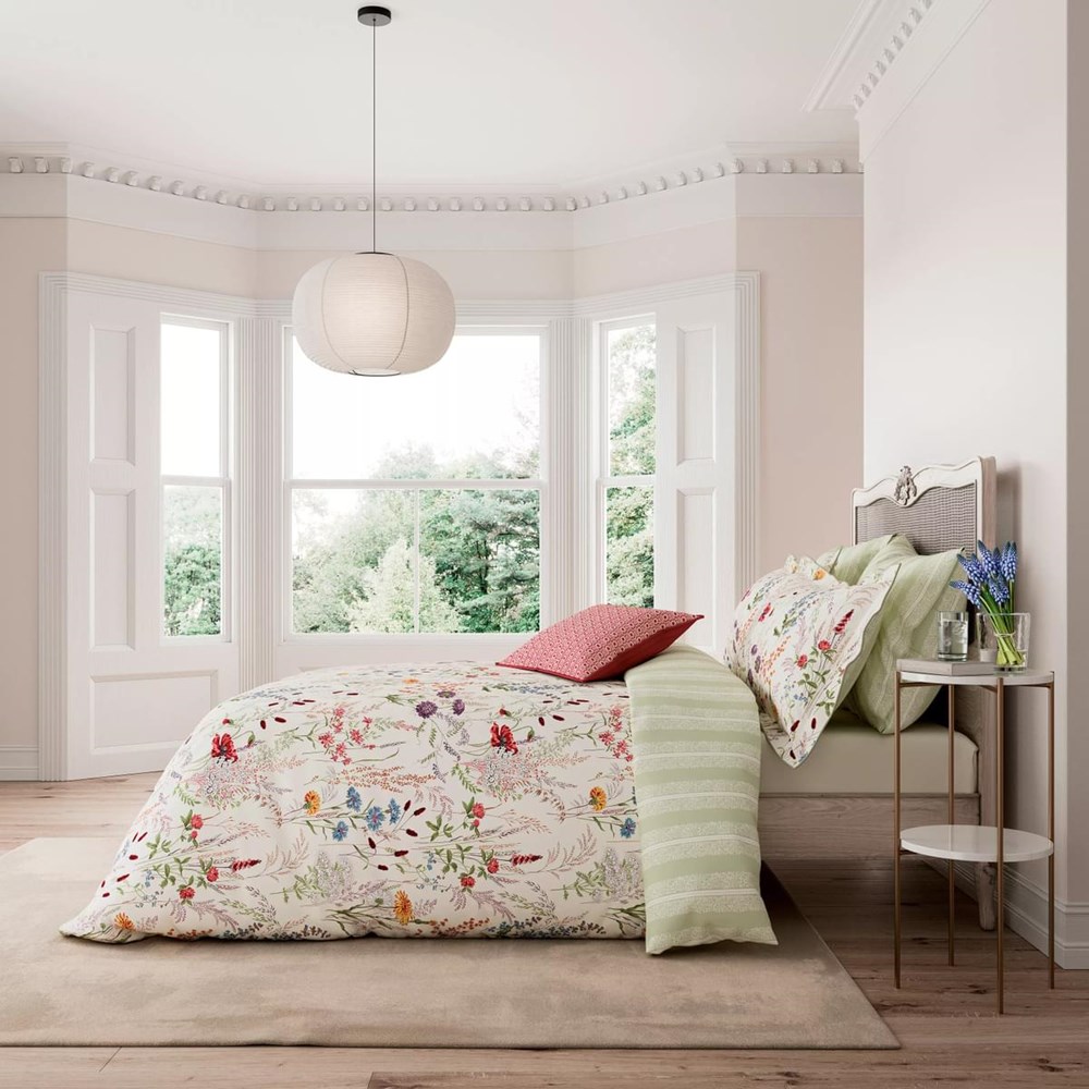 Blythe Meadow Floral Bedding by V&A in Multi